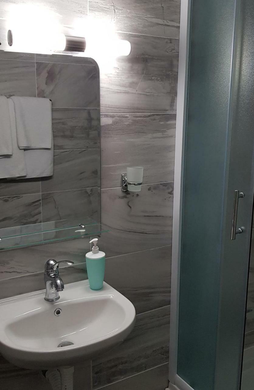Banjalux Apartmani I Sobe Vrnjačka Banja エクステリア 写真