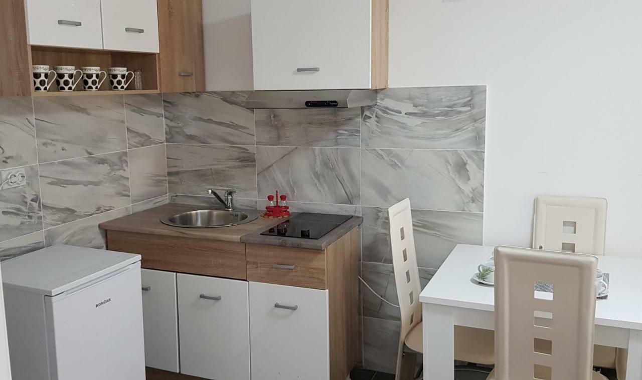 Banjalux Apartmani I Sobe Vrnjačka Banja エクステリア 写真