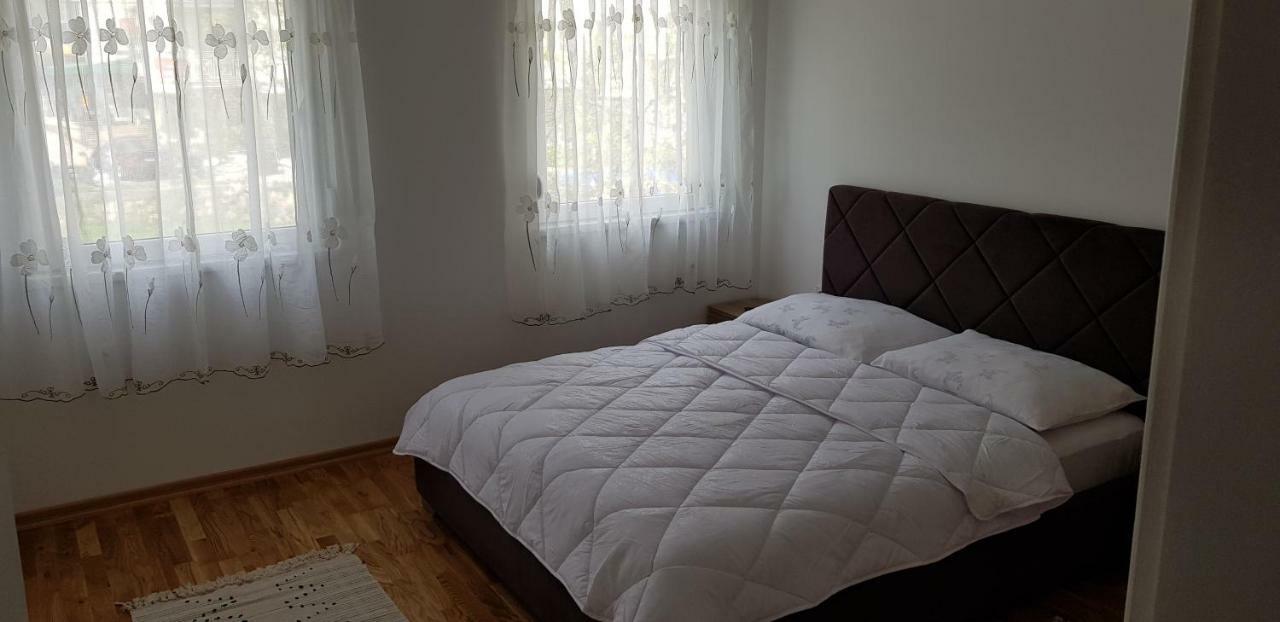 Banjalux Apartmani I Sobe Vrnjačka Banja エクステリア 写真
